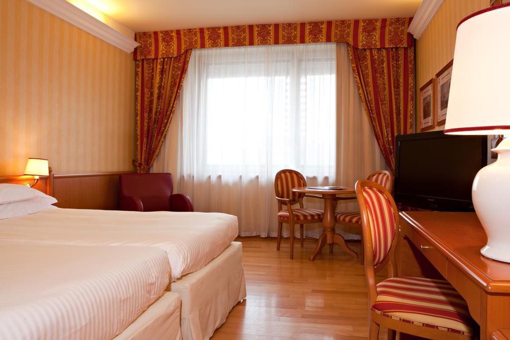 Atahotel Executive Milaan Kamer foto